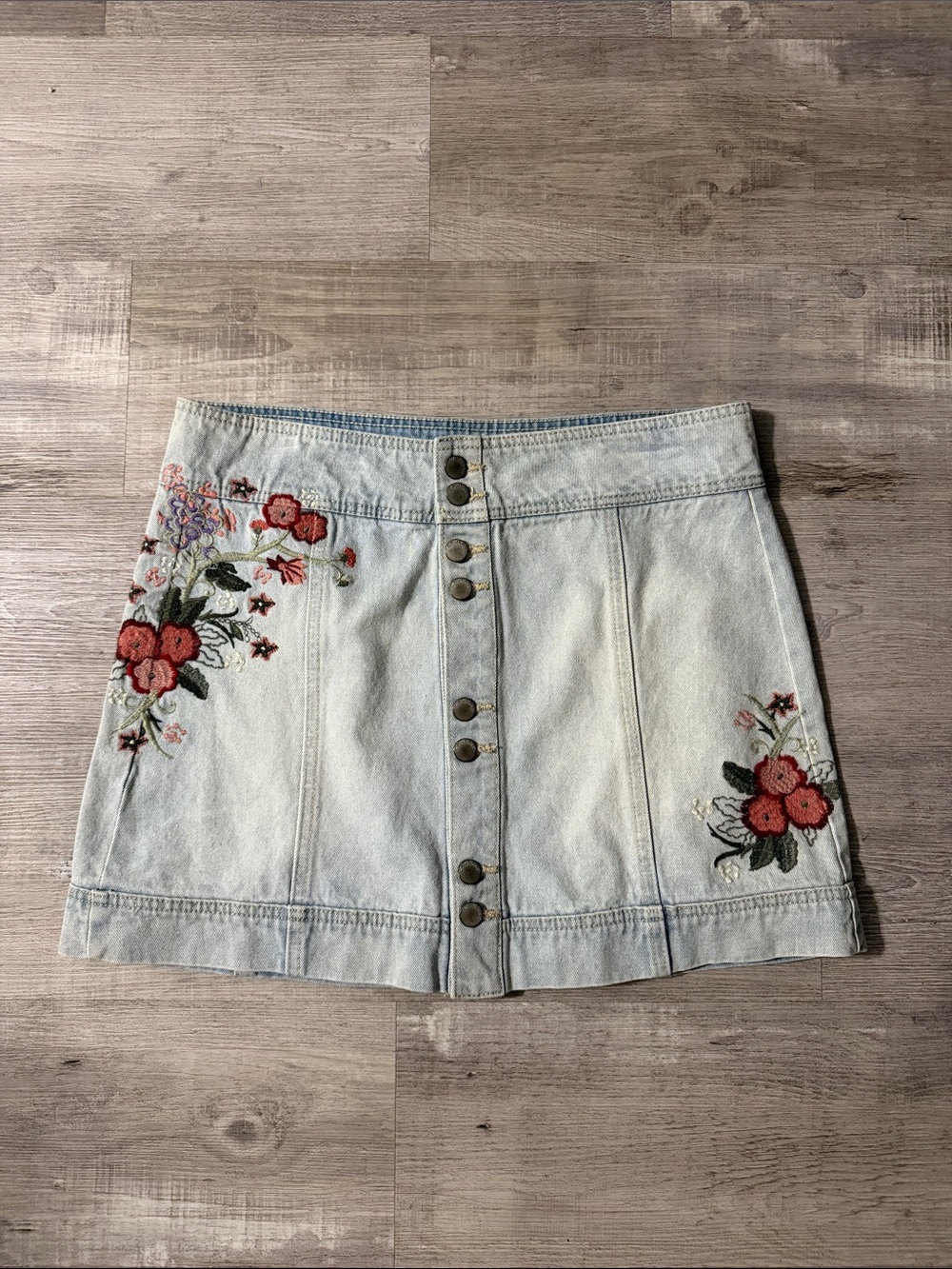 Women’s CP Jeans floral embroidered skirt